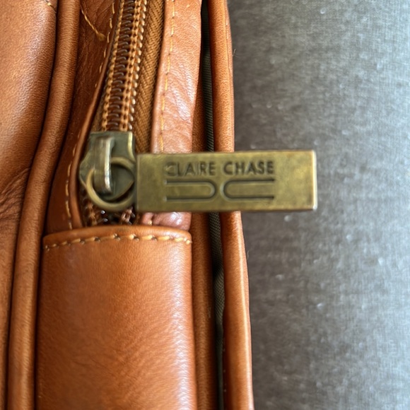 🔹 Claire Chase Crossbody Man Bag - Picture 4 of 12